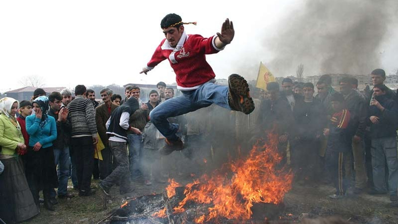 Diyarbakır’da Newroz toplantısı