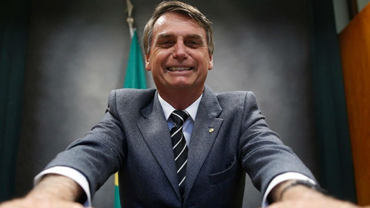 Bolsonaro'nun ilk koronavirüs testi pozitif çıktı