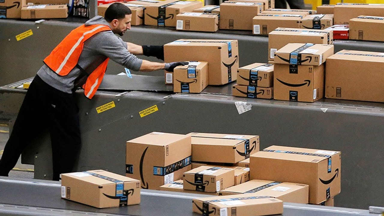 Amazon korona talebini karşılamak için 100 bin kişi alacak