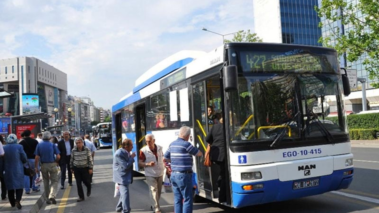 Ankara'da 65 yaş üstü ücretsiz kartlar geçici olarak iptal