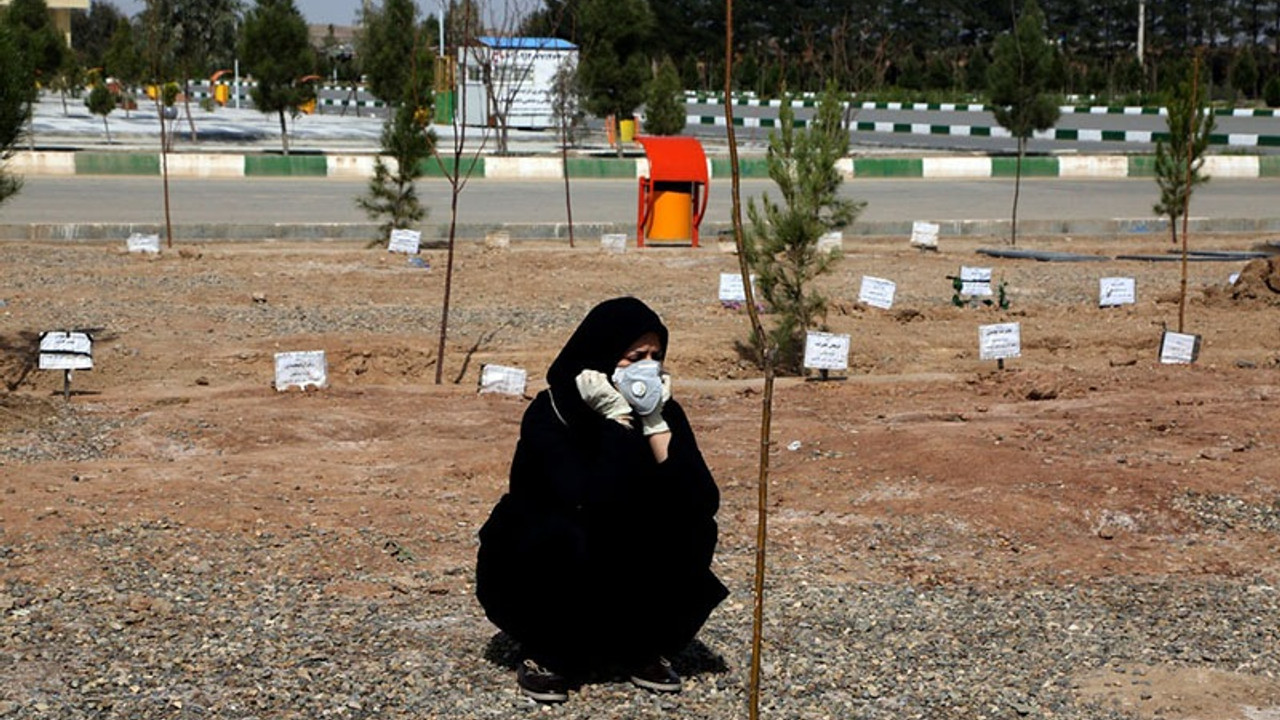 Koronavirüs: İran'da şehirlere giriş çıkışlar yasaklandı