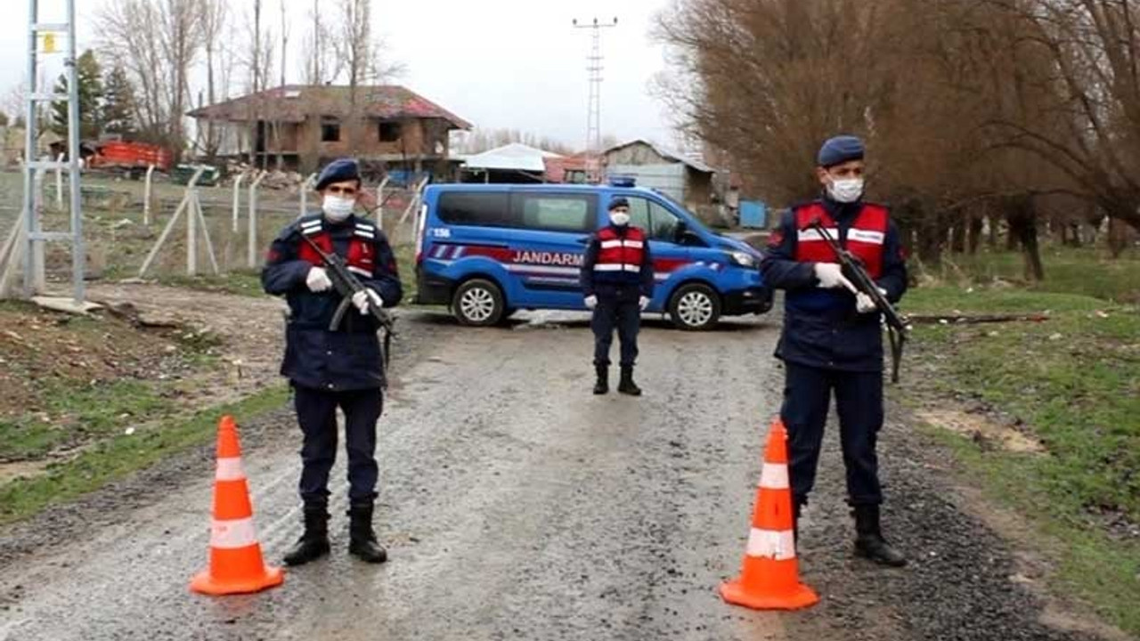 Koronavirüs karantinasına alınan köylüler: İlk vakalar İstanbul'dan ve Umre'den geldi