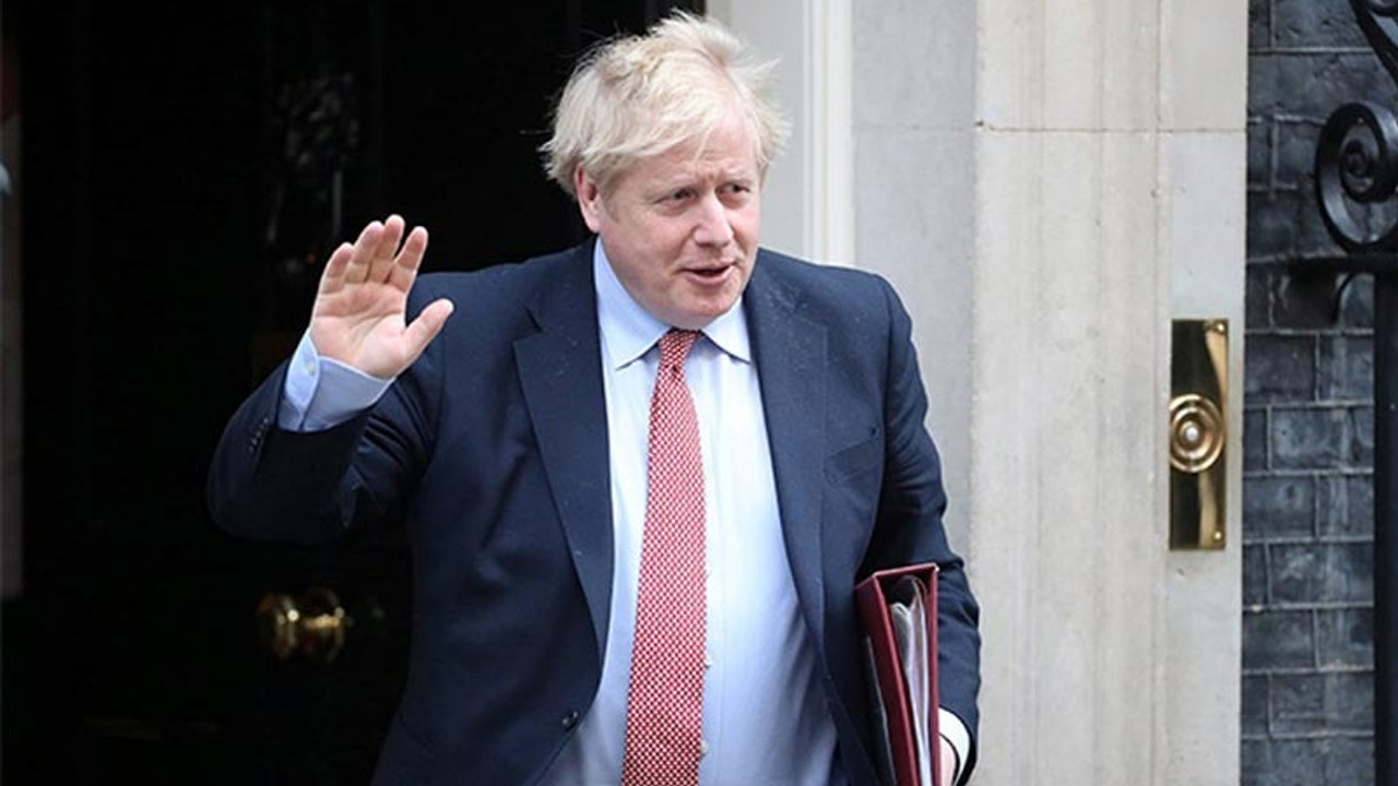 Boris Johnson yoğun bakımdan çıkarıldı