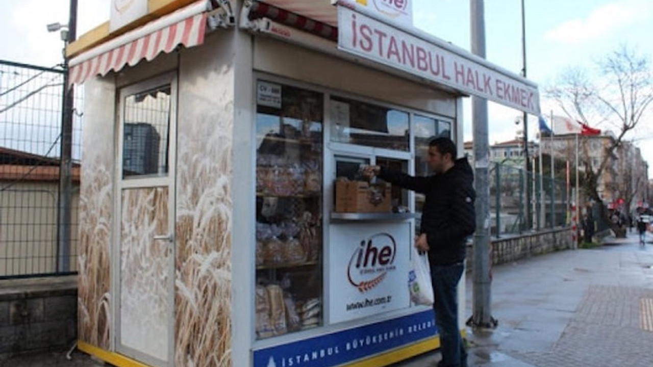 İstanbul'da Halk Ekmek'in ekmek dağıtımına polis engeli