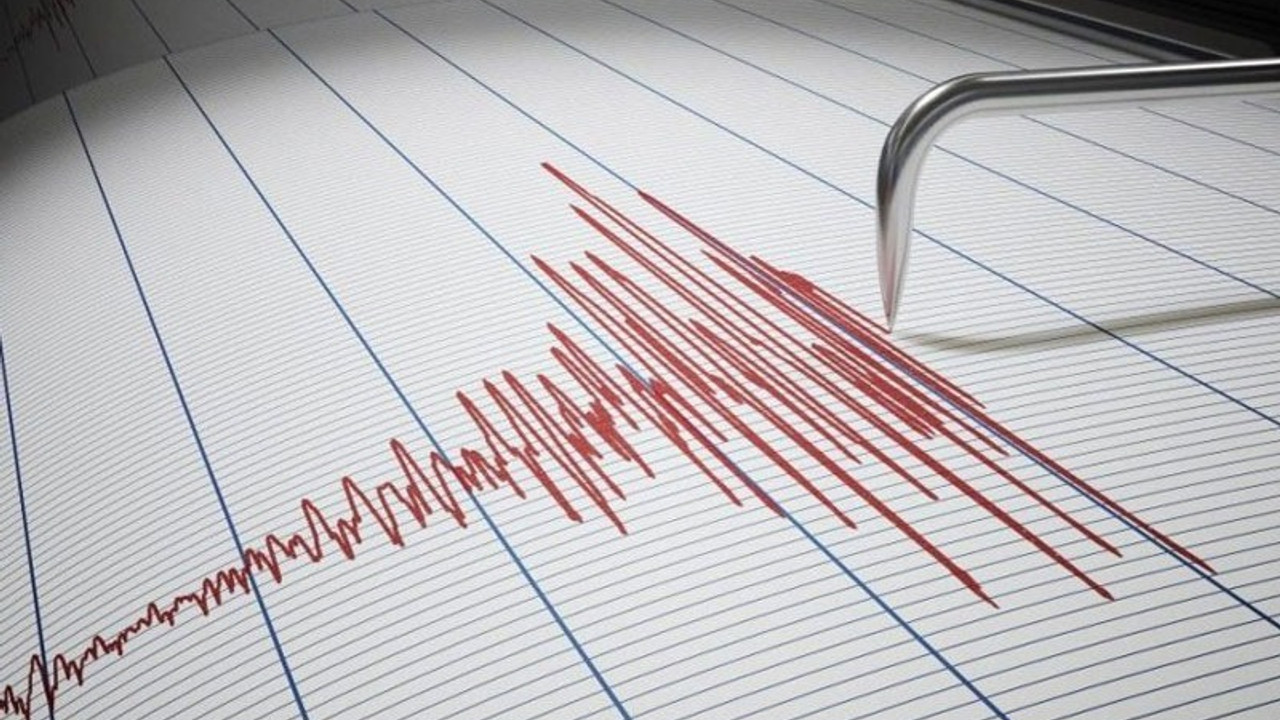 Japonya'da 6.7 büyüklüğünde deprem