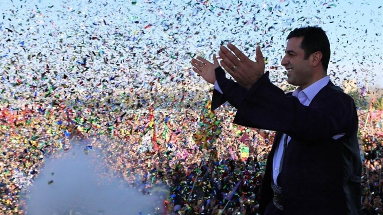 Demirtaş’tan Kardeş Aile Kampanyası'na destek çağrısı