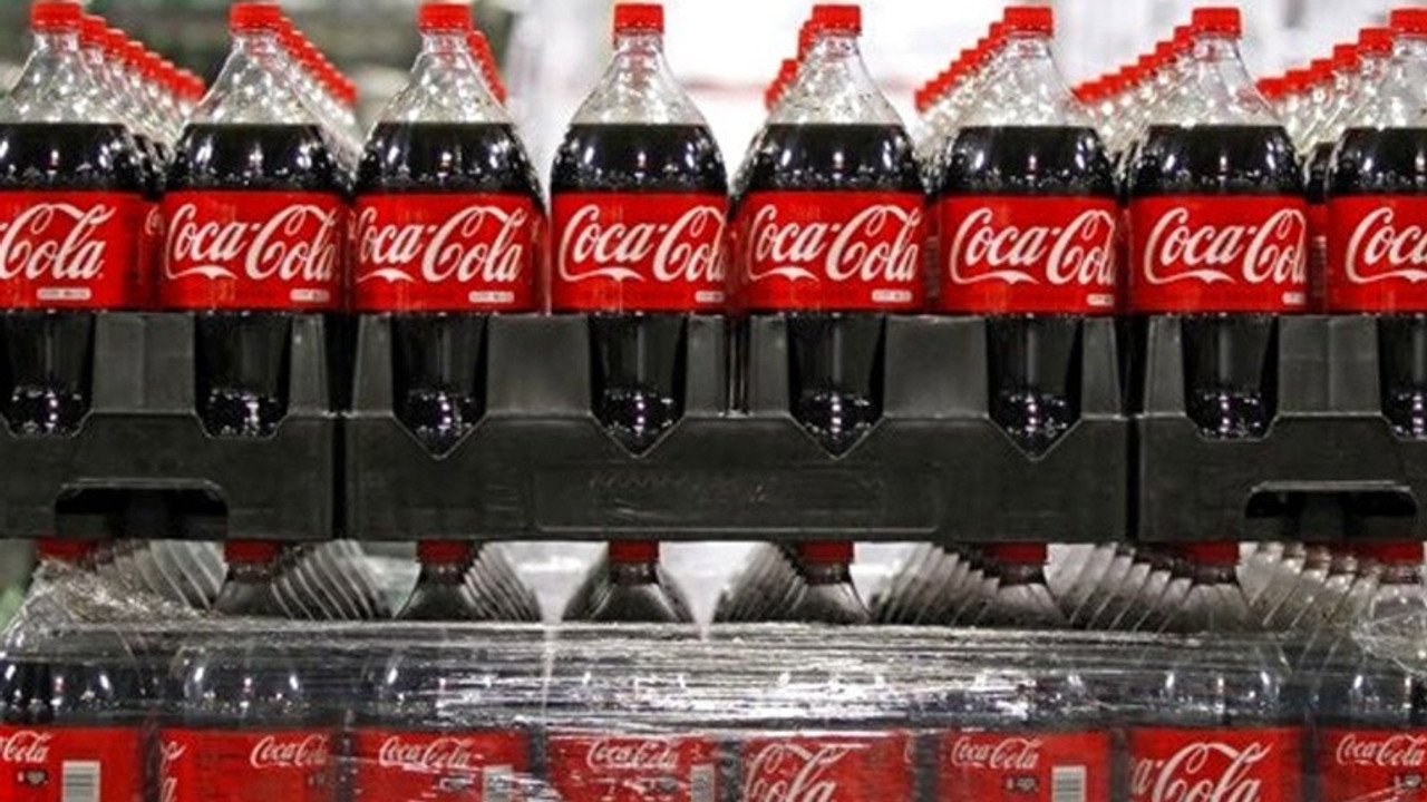 Coca-Cola, ekonomik kriz nedeniyle Lübnan pazarından çekiliyor