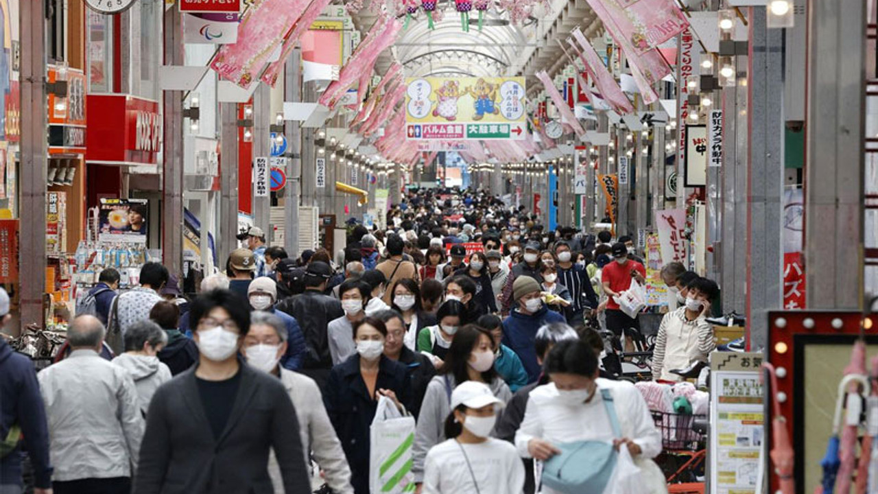 Japonya'da olağanüstü hal bir ay daha uzatılabilir