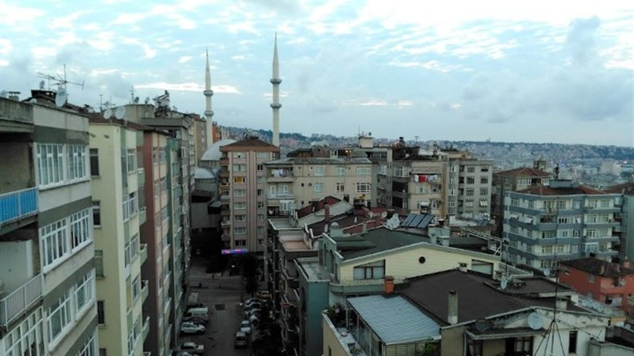 Hoca ezanı erken okudu, apar topar anons yapıldı: Yanlışlıkla oldu, oruçları açmayın