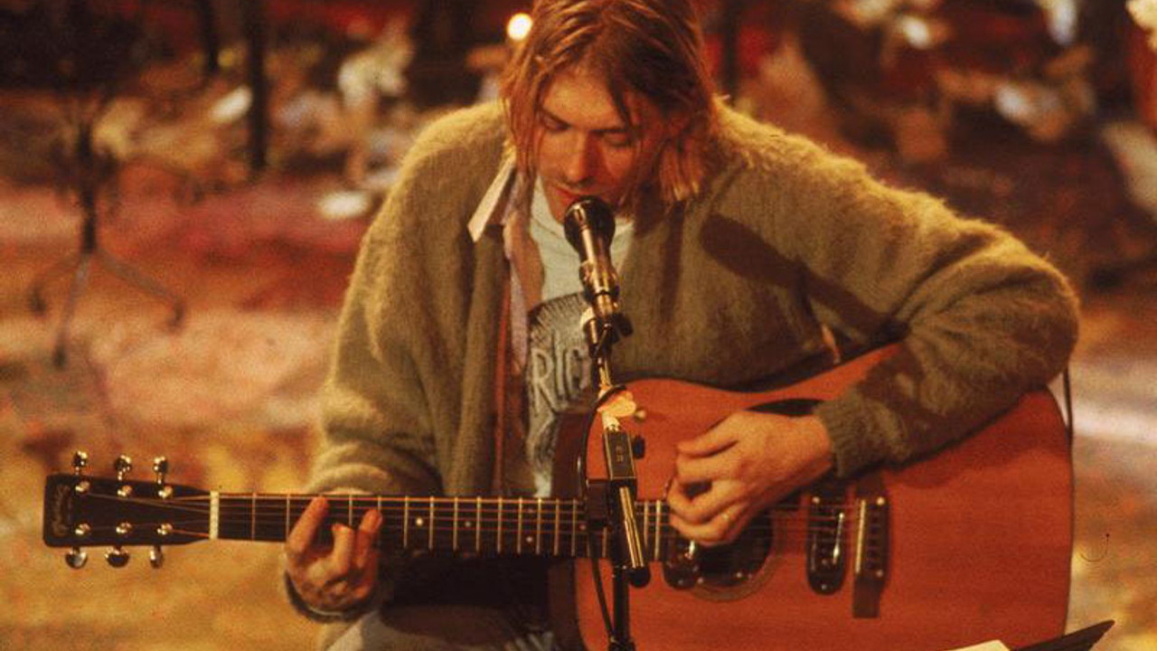 Kurt Cobain'in gitarı açık artırmayla satılacak