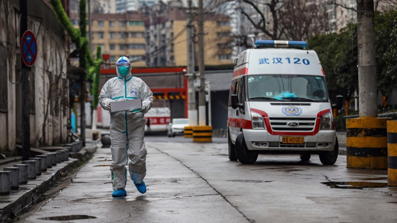 Çinli doktor: Coronavirus Wuhan'daki gibi değil, değişime uğruyor