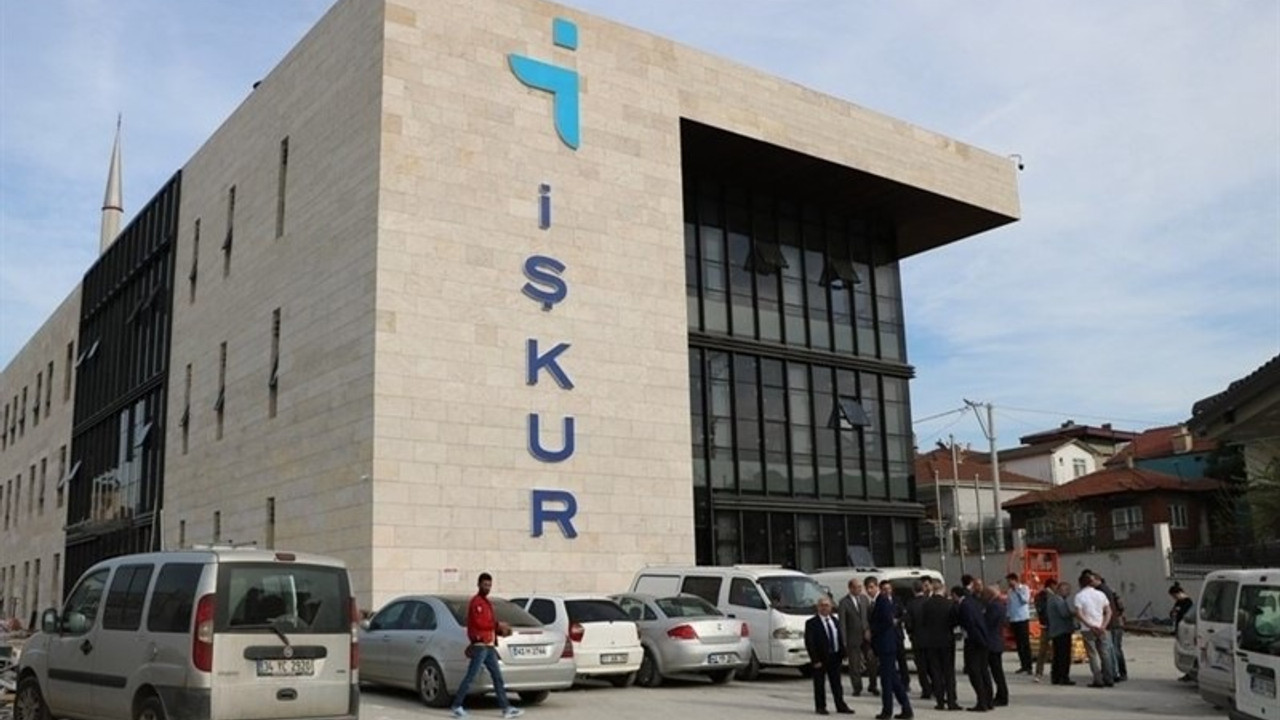 İŞKUR, pozitif vakaya rağmen ofise çağırdı: 500 kişi aynı ofiste çalışacak