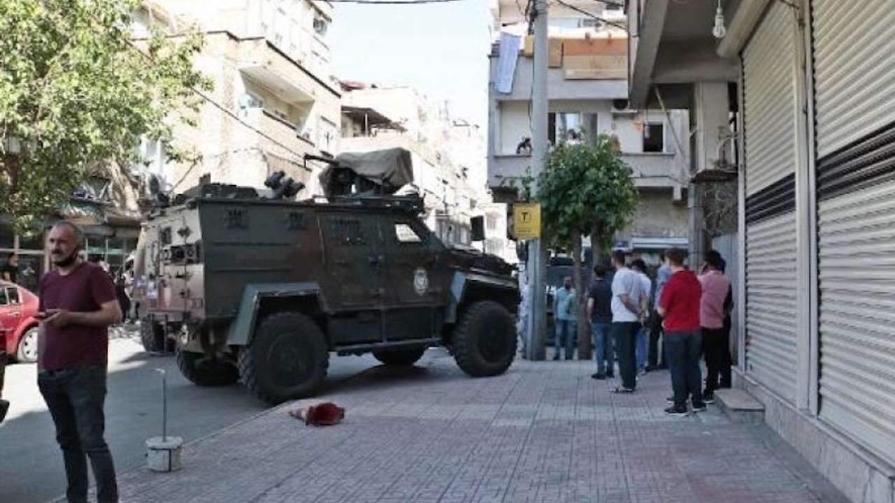 Diyarbakır Bağlar’da bir polis yaşamını yitirdi