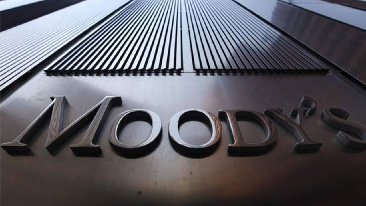 Moody's: Türkiye ekonomisi yüzde 5 küçülecek