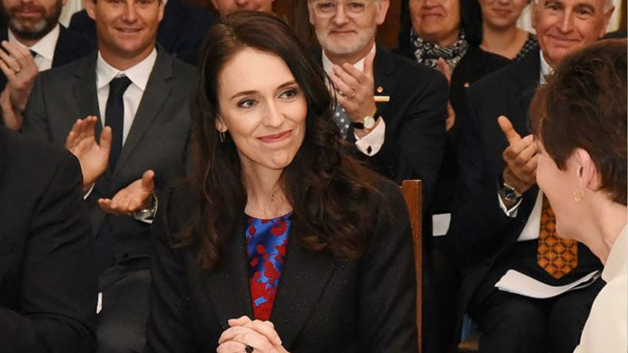 Yeni Zelanda: Son vaka iyileşti, Ardern haberi dans ederek karşıladı