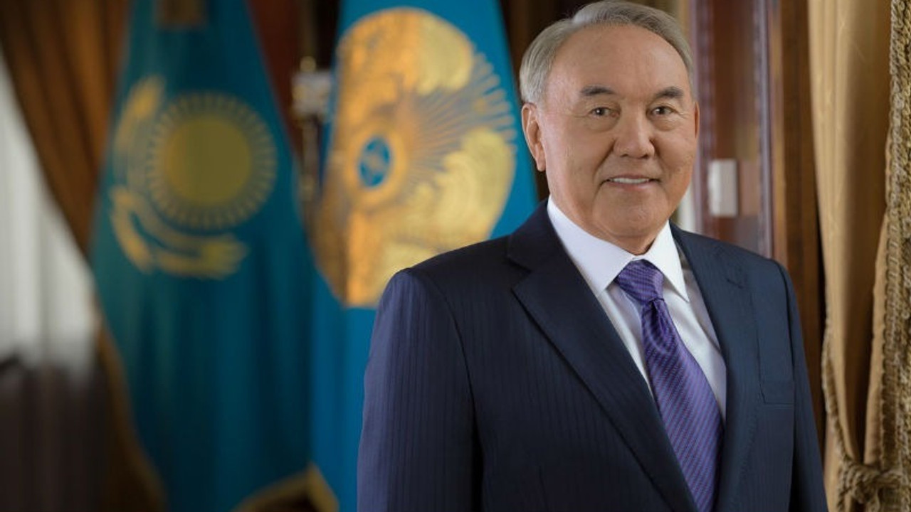 Kazakistan'ın eski lideri Nazarbayev Covid-19'a yakalandı