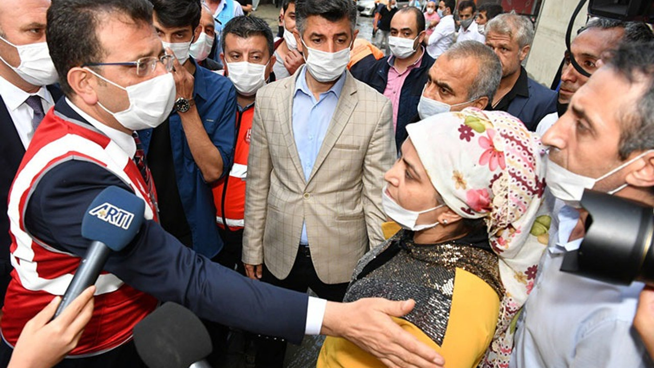 Sel bölgesine giden İmamoğlu, 'Haramidere sorununu bu yaz halledeceğiz' dedi