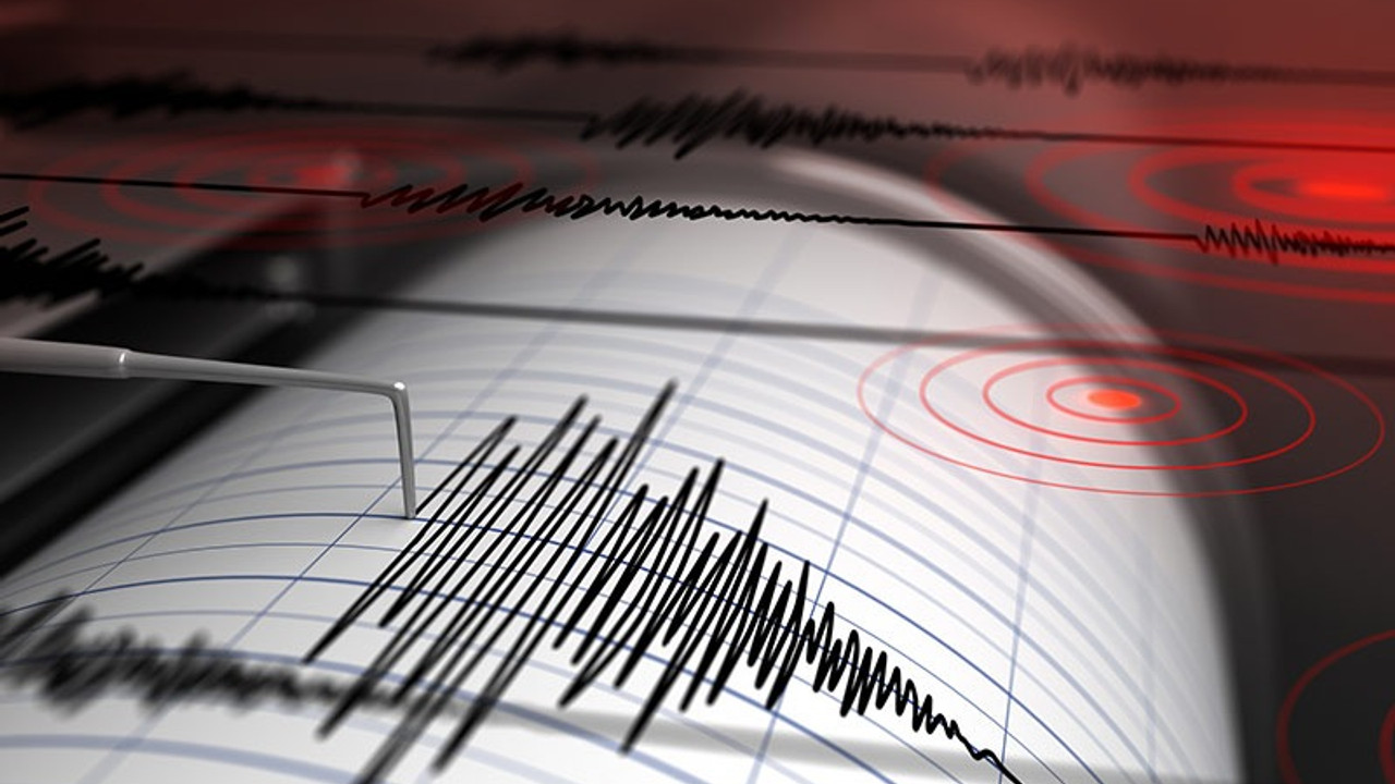 Muğlada 5.4 şiddetinde deprem: Ege Bölgesi'nin tamamında hissedildi