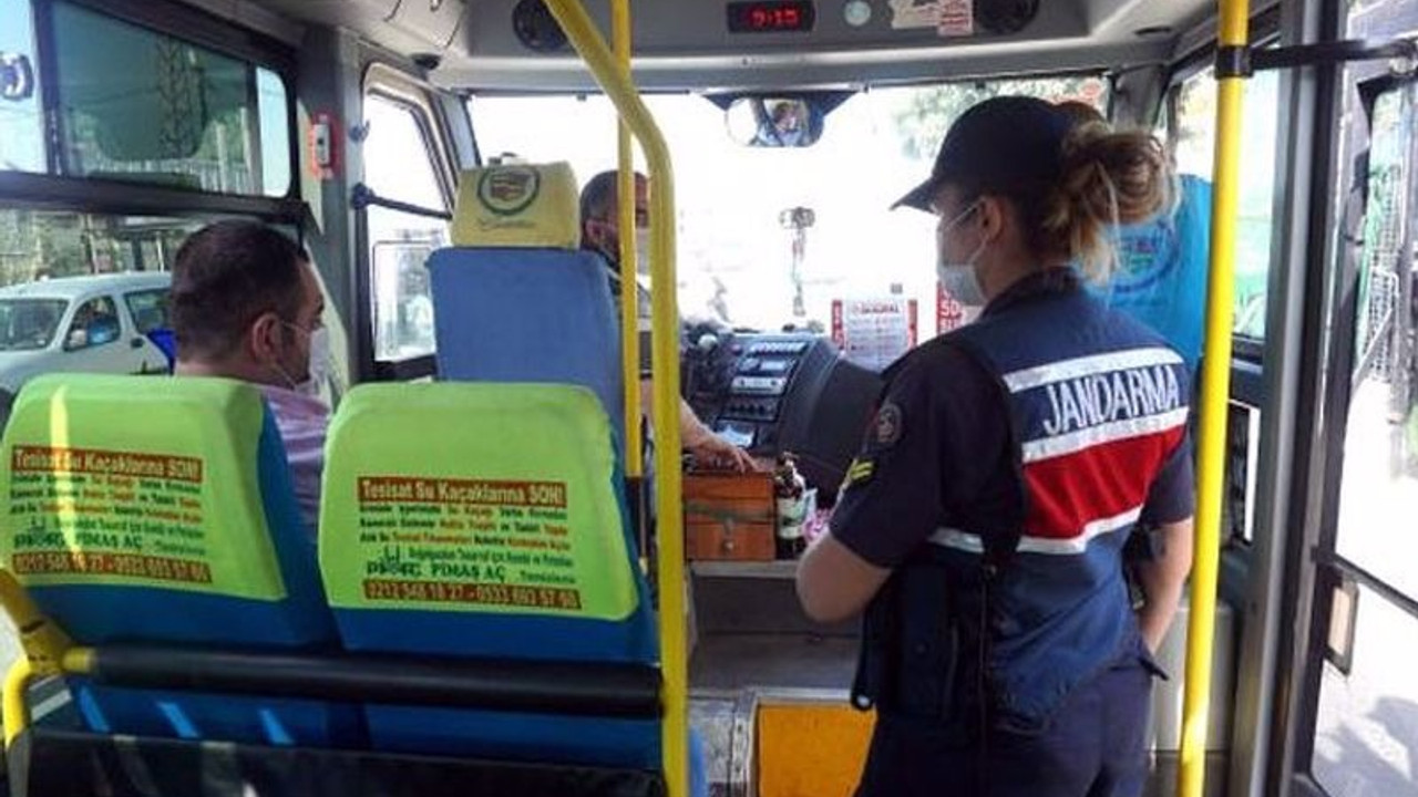 İstanbul'da jandarma toplu taşıma araçları ve taksileri denetledi