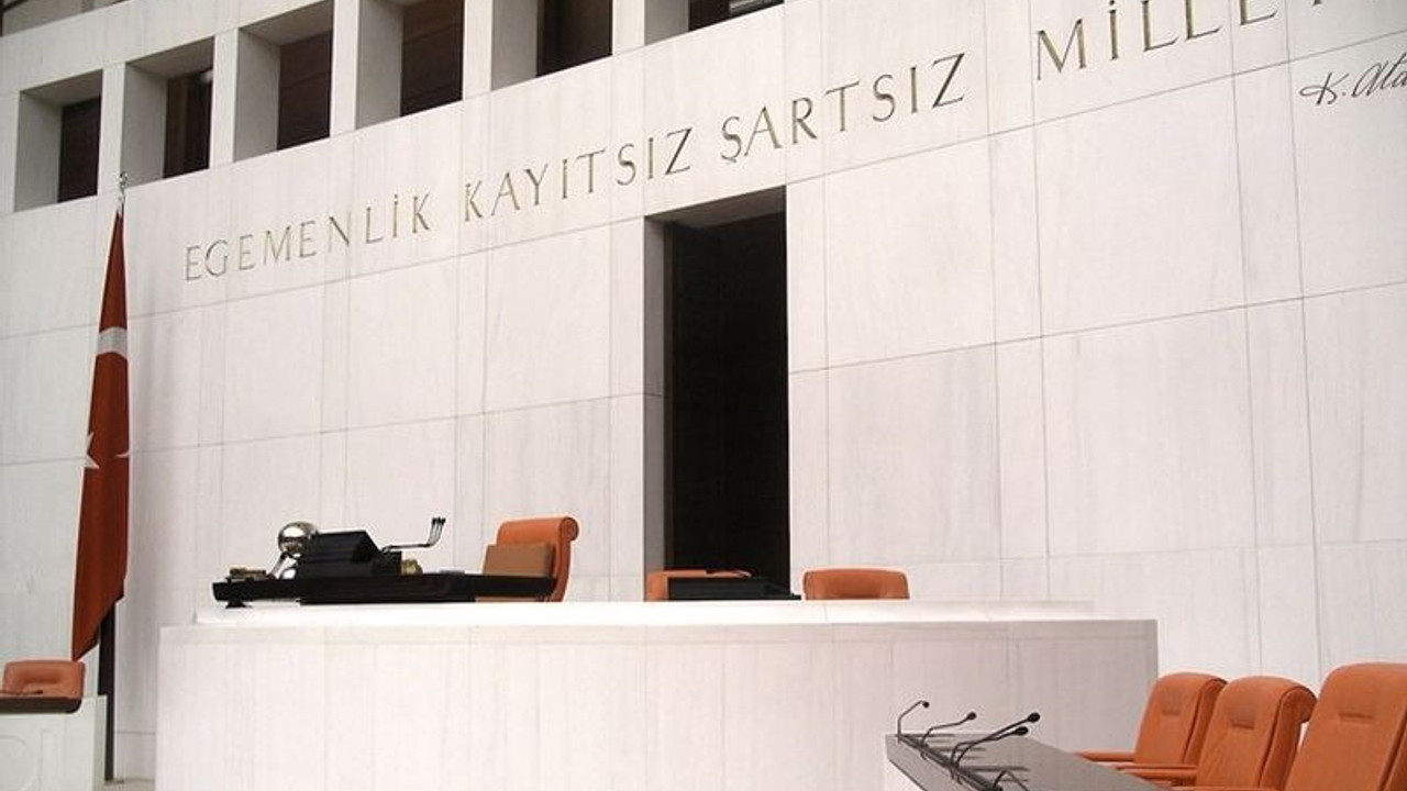 Mustafa Şentop, 328 oyla üçüncü turda Meclis Başkanı seçildi