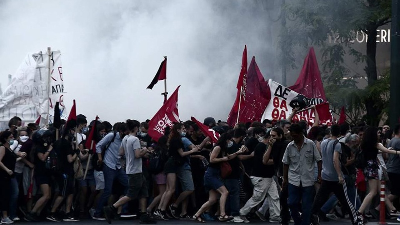 Yunanistan'da gösterilere sınırlama geliyor: 'Yasaklı gösterilere' hapis cezası