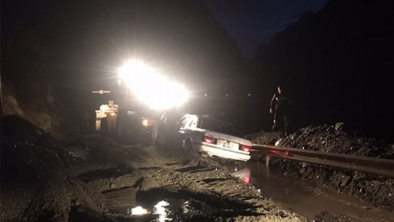 Artvin'de sele kapılan yurttaş hayatını kaybetti