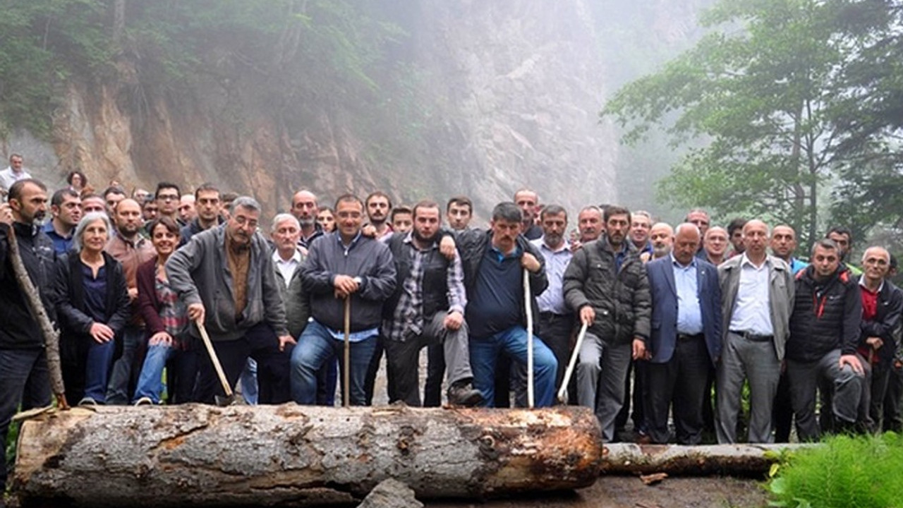 Artvin'de büyük protestolara yol açan 'yeşil yol' projesi durduruldu