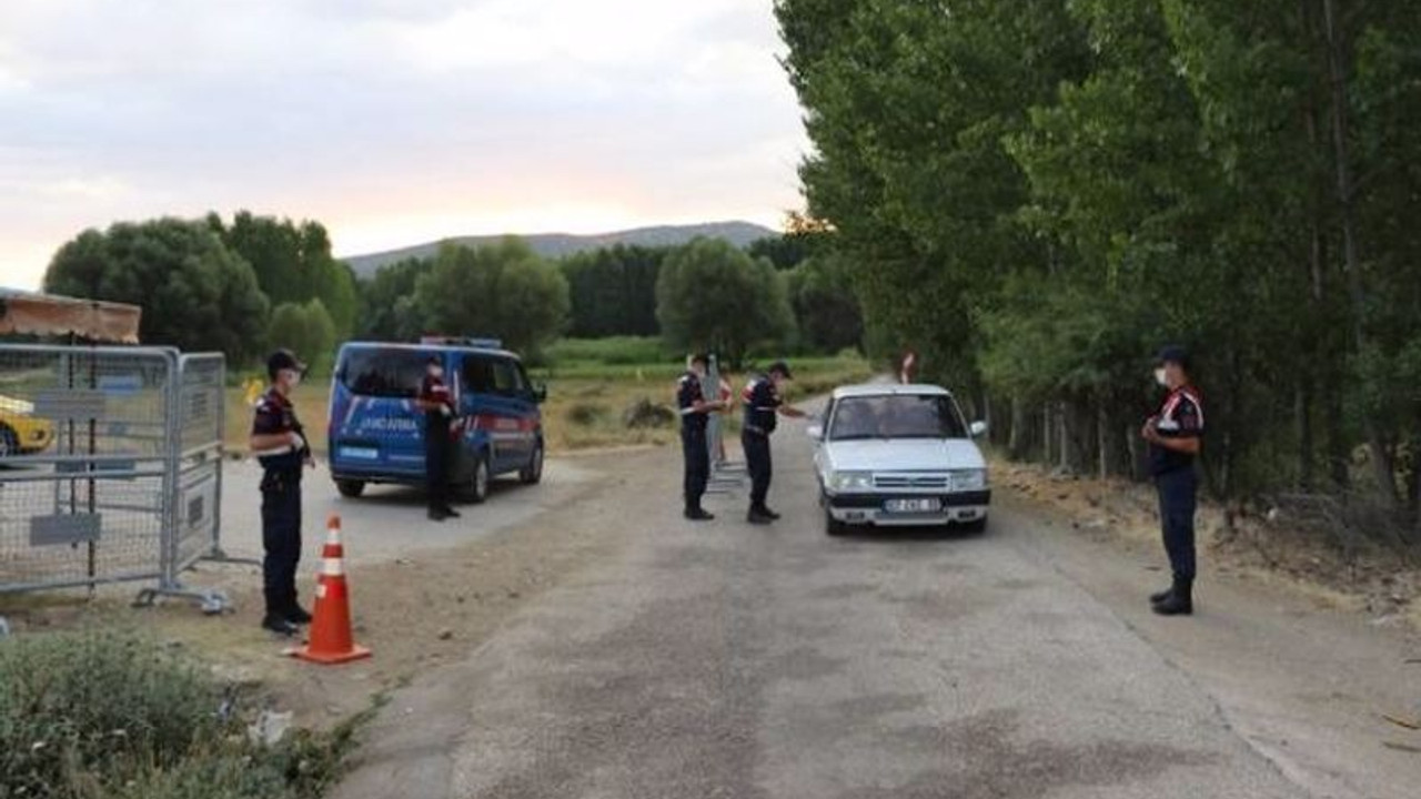 Damatta virüs çıkınca köy karantinaya alındı