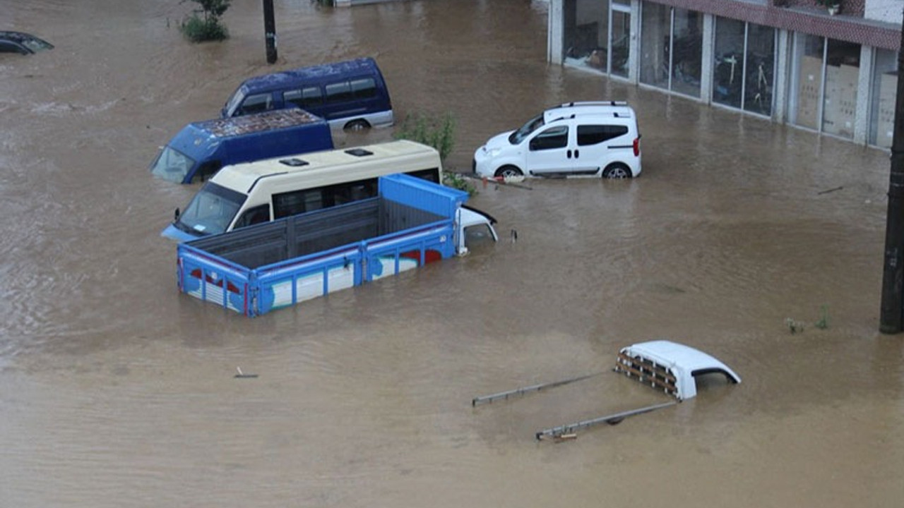 'Rize'deki selde ölen Havva Tüysüz 10 saat yardım bekledi'