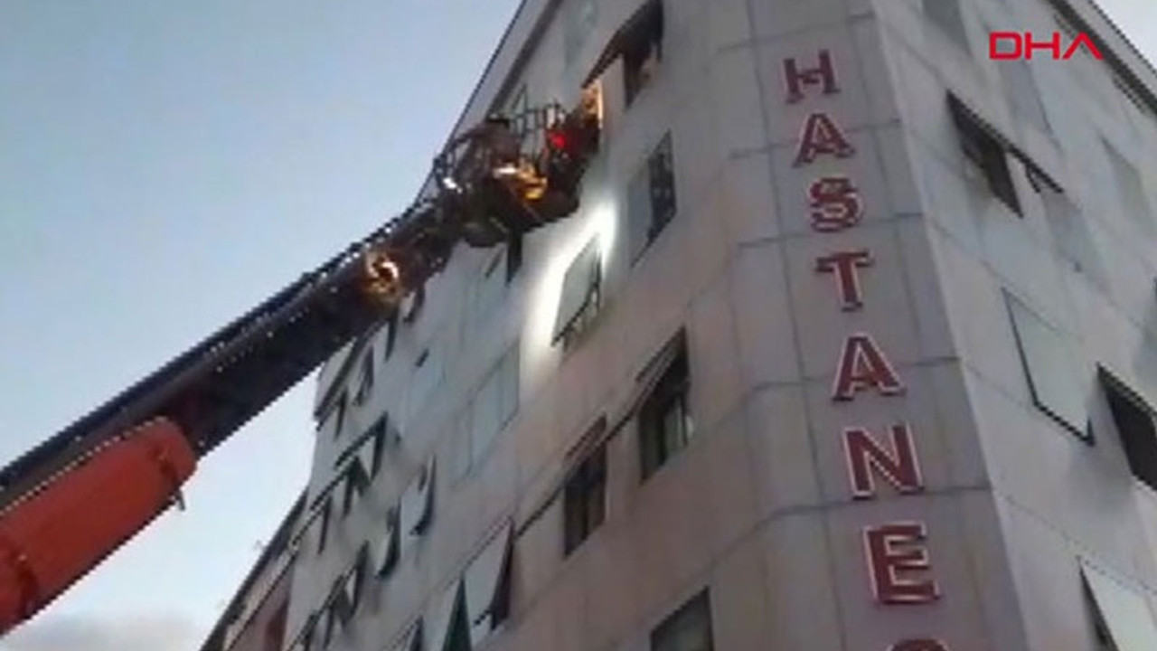 Hastanenin yoğun bakım servisinde yangın çıktı