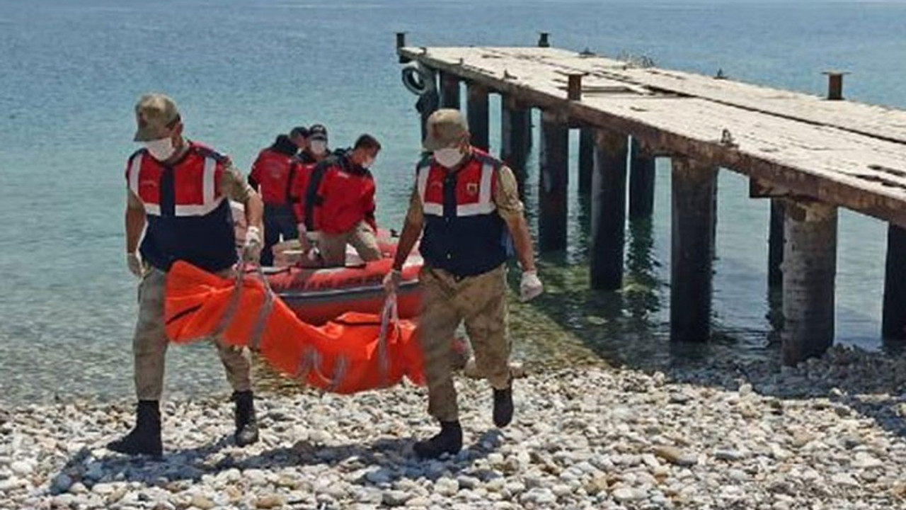 Van Gölü'nde ölü sayısı 54'e yükseldi