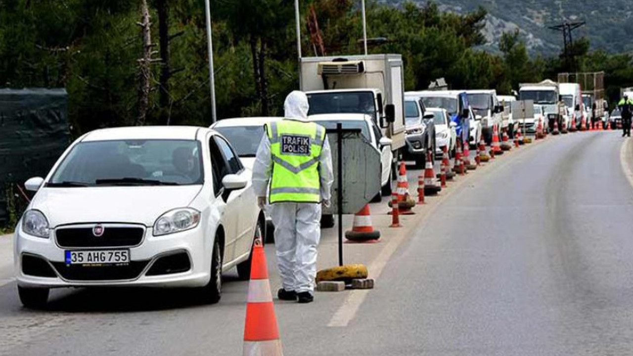 Sağlık Bakanı Koca: Birinci dalga sahillere indi