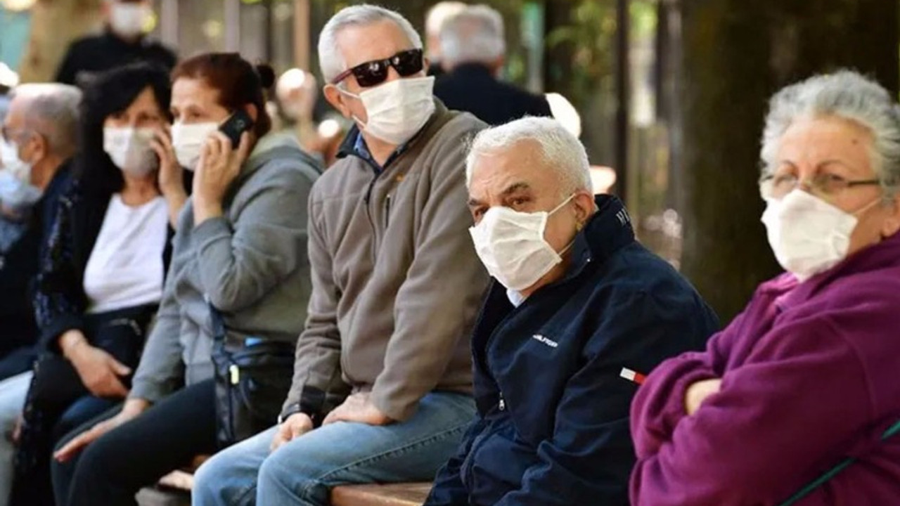 65 yaş üstüne getirilen sokağa çıkma yasağı ertelendi