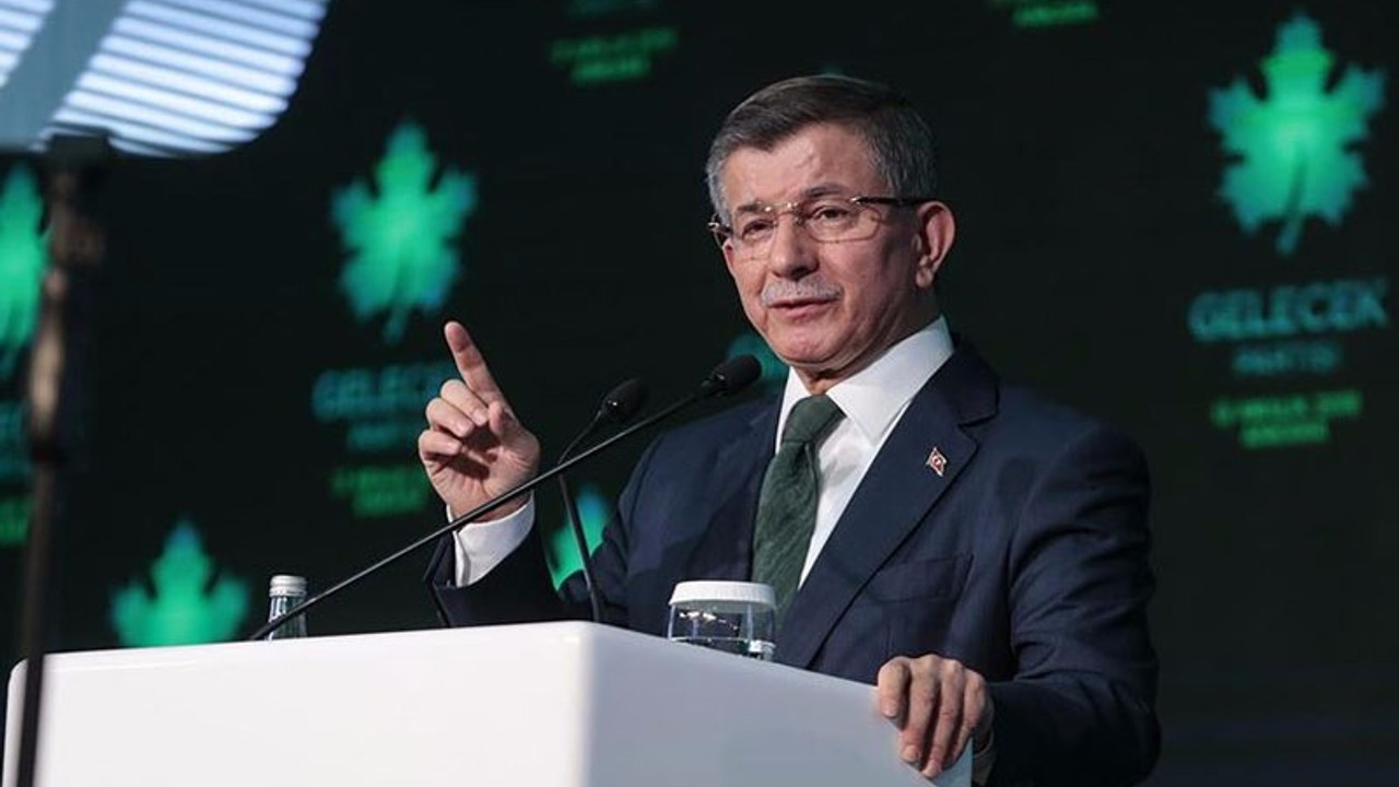 Davutoğlu: Bürokrasi çöktü, devlet tıkandı