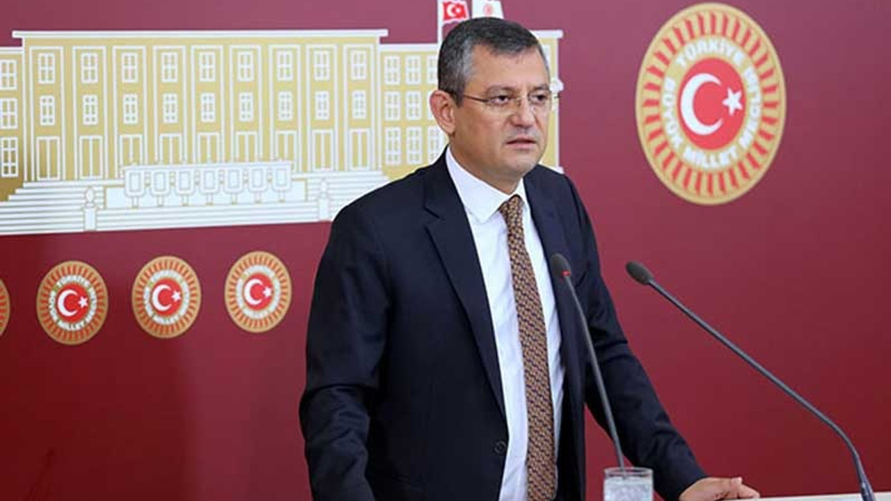 CHP'li Özel: Bakan Koca, 15 günde yanıtlaması gereken önergeyi 3 aydır yanıtlamadı