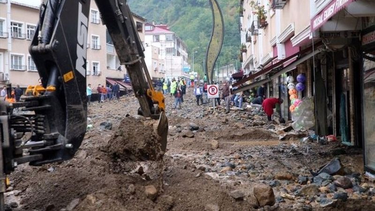 Giresun'da sel felaketi: 6 ölü, çok sayıda kişi de kayıp