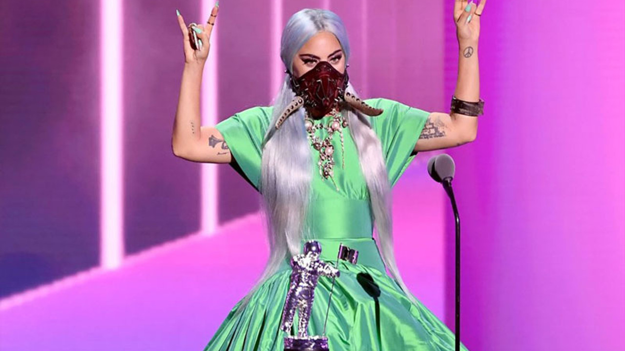 2020 MTV Video Müzik Ödülleri'ne Lady Gaga maskeleriyle damga vurdu