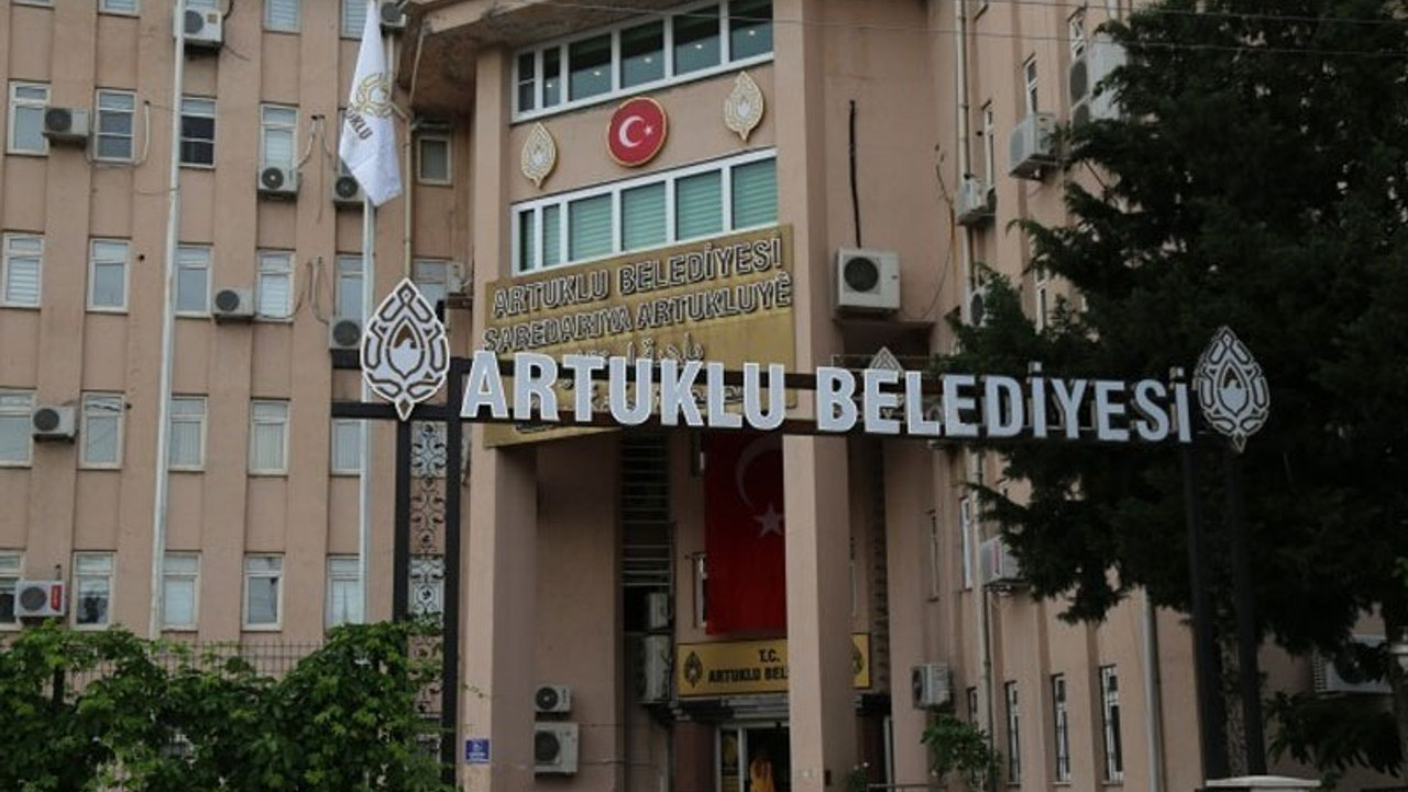 'Artuklu Belediyesi kaynakları yandaşlara peşkeş çekildi'