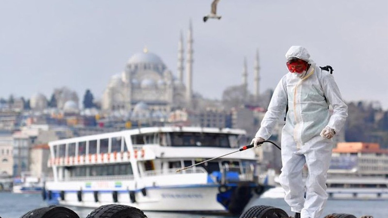 'Böyle giderse Eylül sonunda okulların açılması ve mevsimsel grip ile Coronavirus salgını ağırlaşacak'