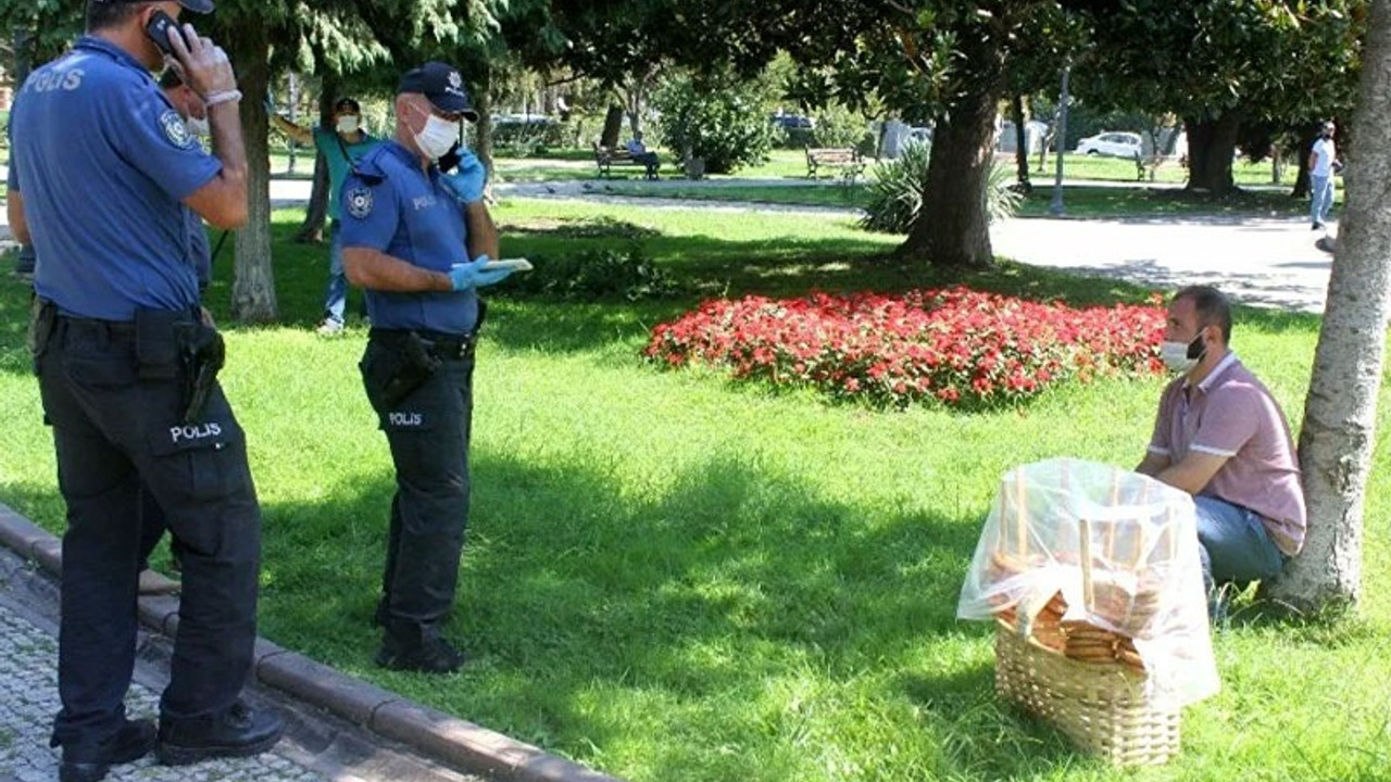 HES kodu 'riskli' çıkan simitçi polis denetimine takıldı