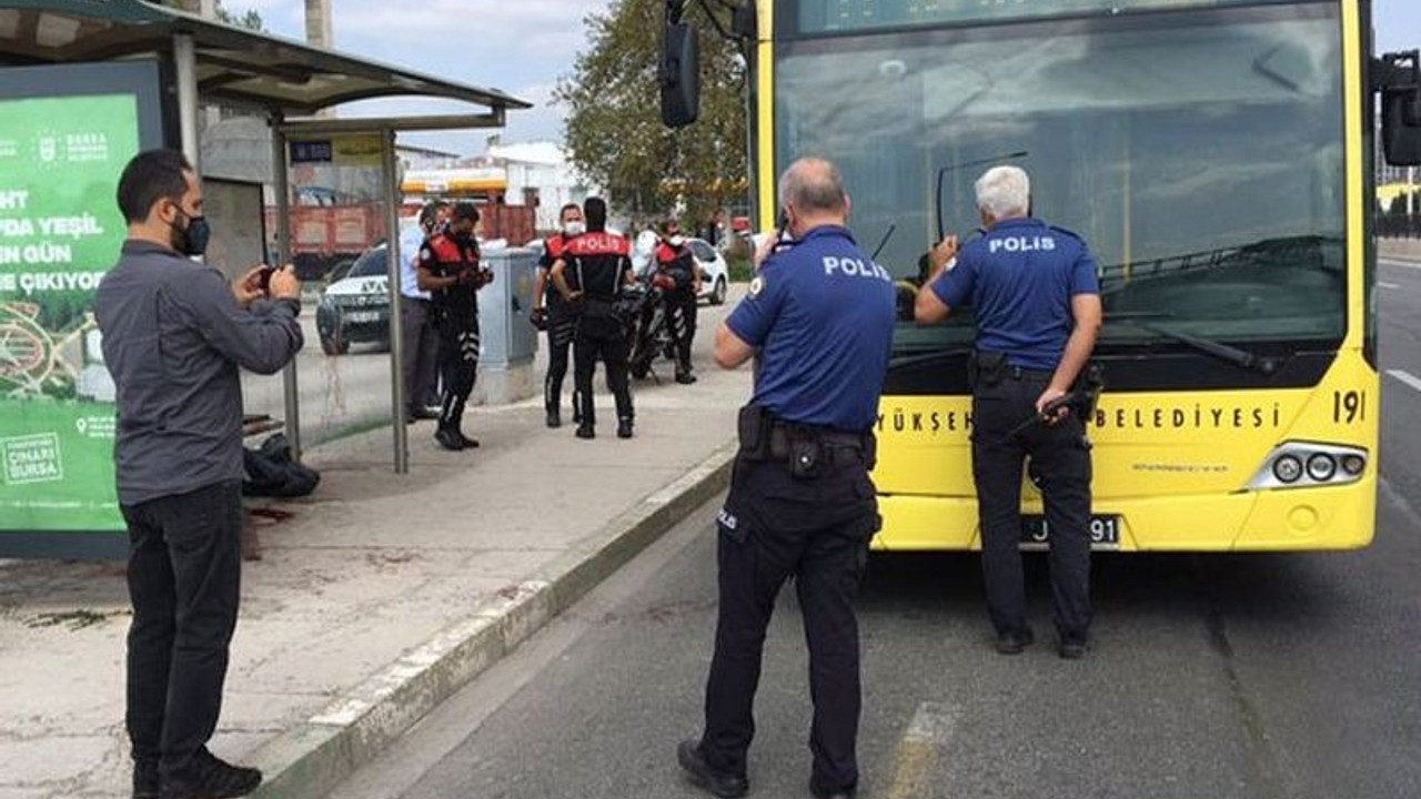 Halk otobüsü şoförü, maske tartışmasında yolcuyu bıçakladı