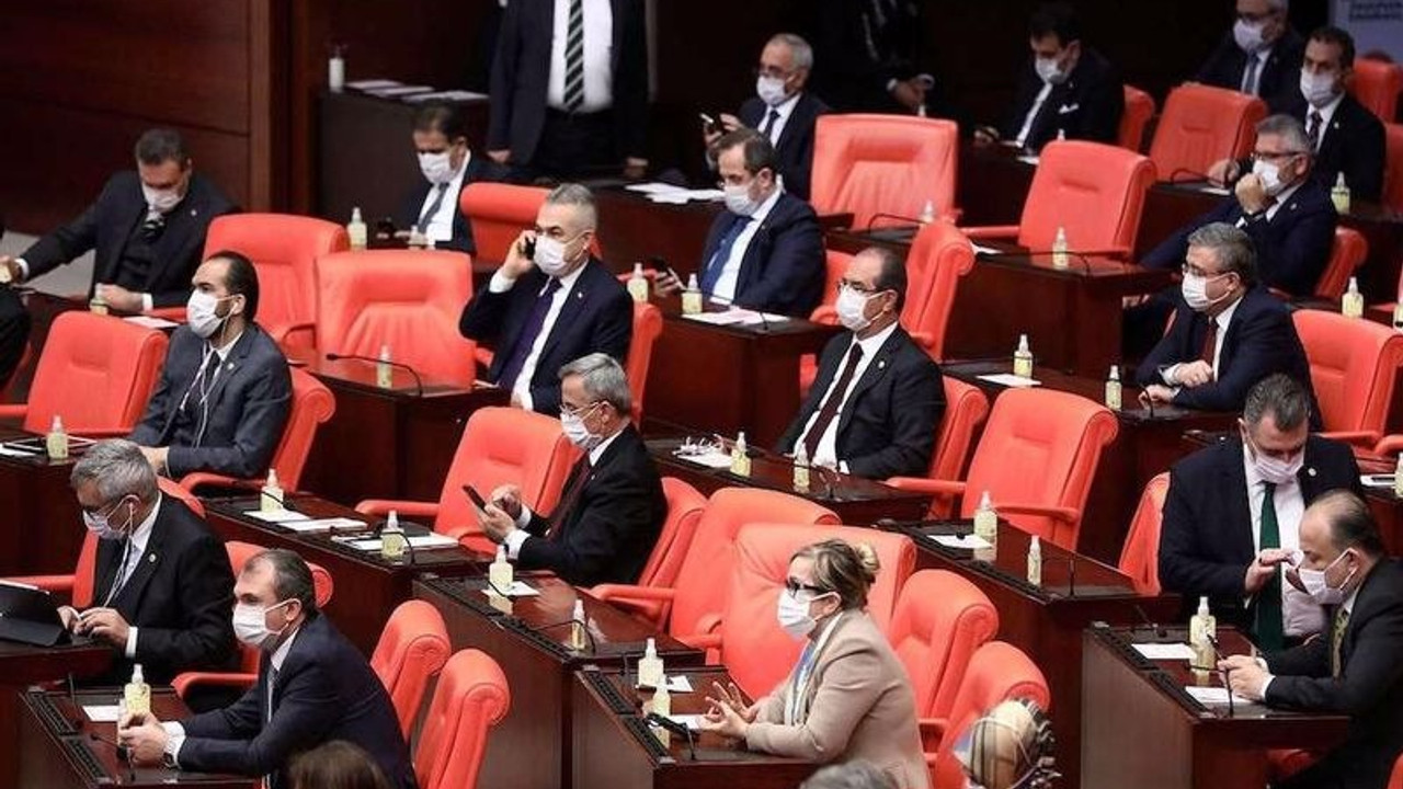 Milletvekilleri: 'Yaklaşma' dediğimizde seçmen küsüyor