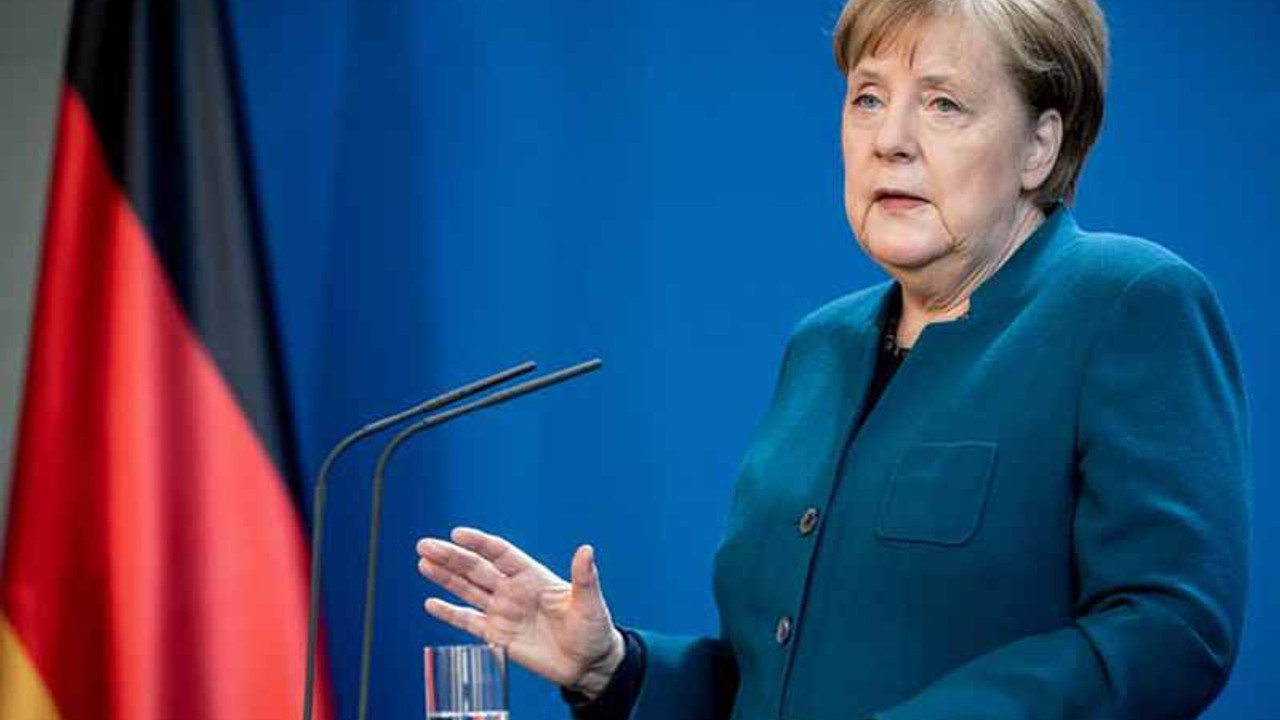 Merkel: Günlük vaka sayıları 19 bin 200'ü bulabilir