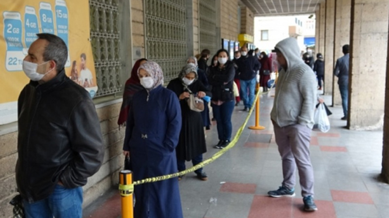 Aile, Çalışma ve Sosyal Hizmetler Bakanlığı'ndan Eylül ayı kısa çalışma ödeneği açıklaması