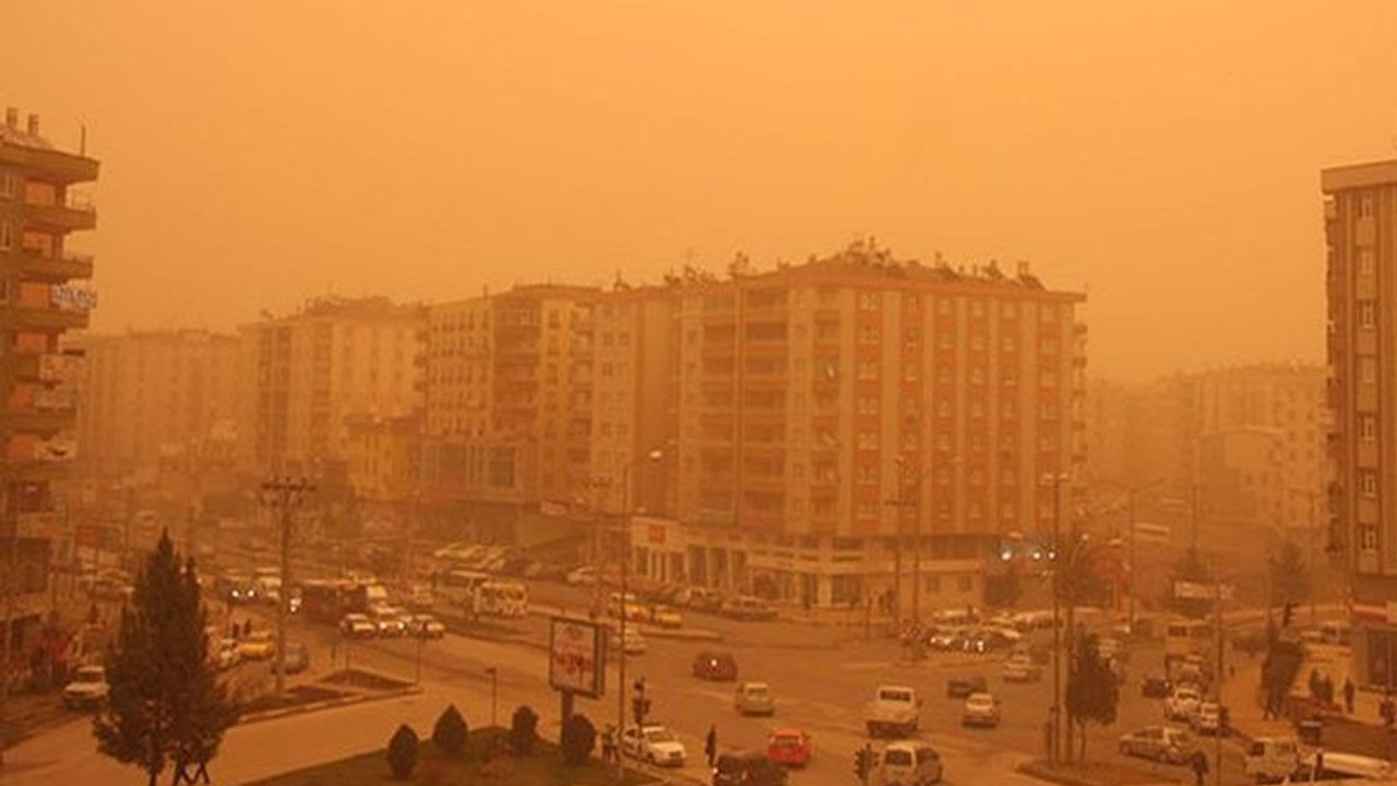 Marmara'ya Kuzey Afrika kaynaklı toz taşınımı uyarısı