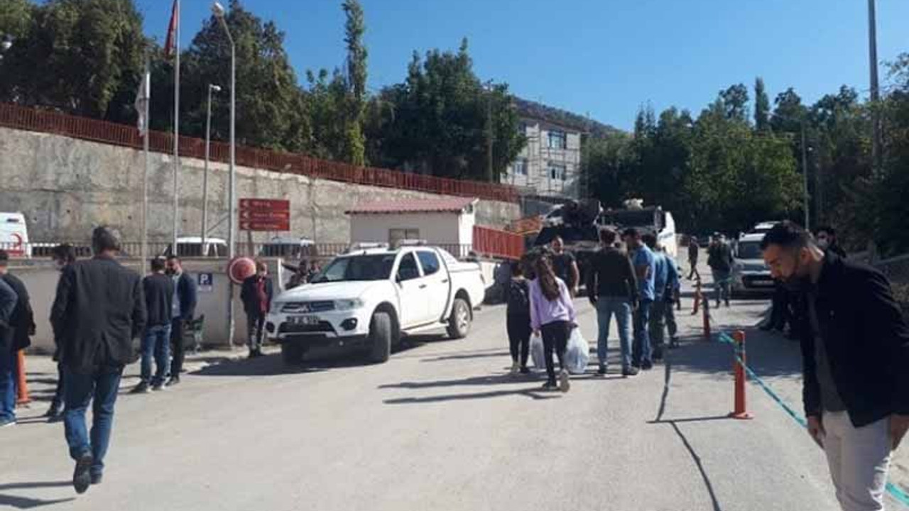 Hakkari'de iki kişinin cenazesi bulundu