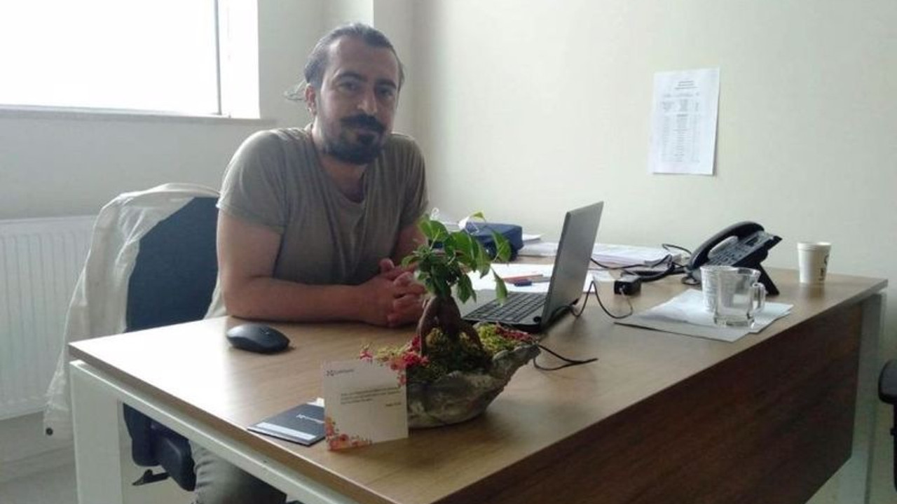 Aniden rahatsızlanıp hastaneye kaldırılan akademisyen Corona'dan hayatını kaybetti