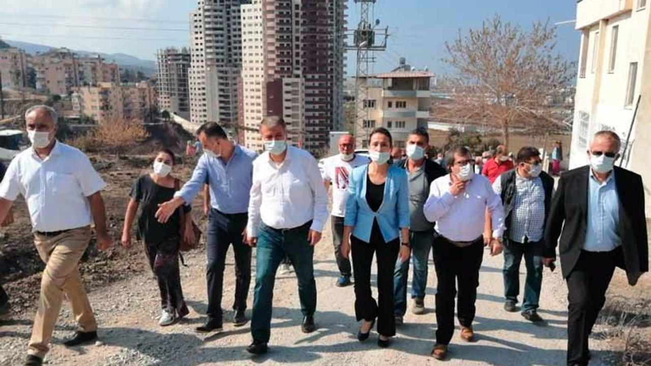 HDP heyeti Hatay'da: Bu yangınları çıkaranların peşini bırakmayacağız