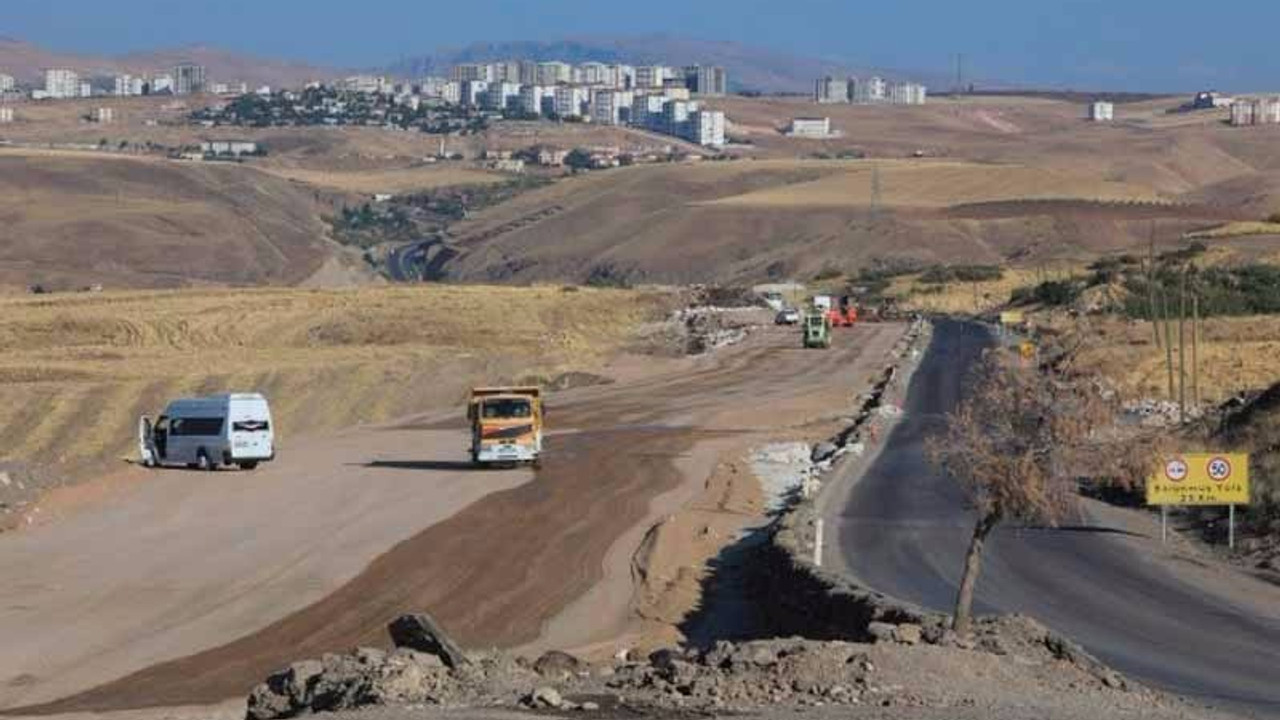 Erdoğan'ın sözünü verdiği yolun 20 kilometrelik kısmı 17 yıldır bitirilemedi