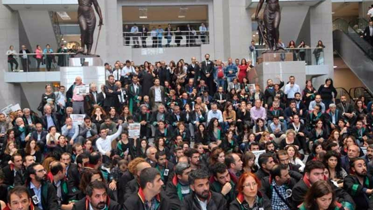 10 Ekim Katliamı'nı protesto eden avukatlara 'örgüt propagandası' suçlaması